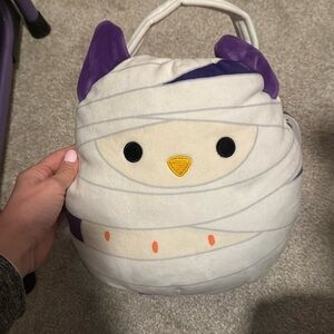 Squishmallows Original Holly Mummy Owl Halloween Treat Pail